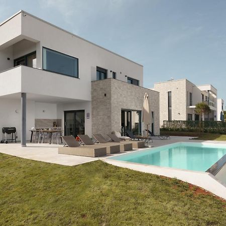 Sea View Villa Cala Royal Krnica Bagian luar foto